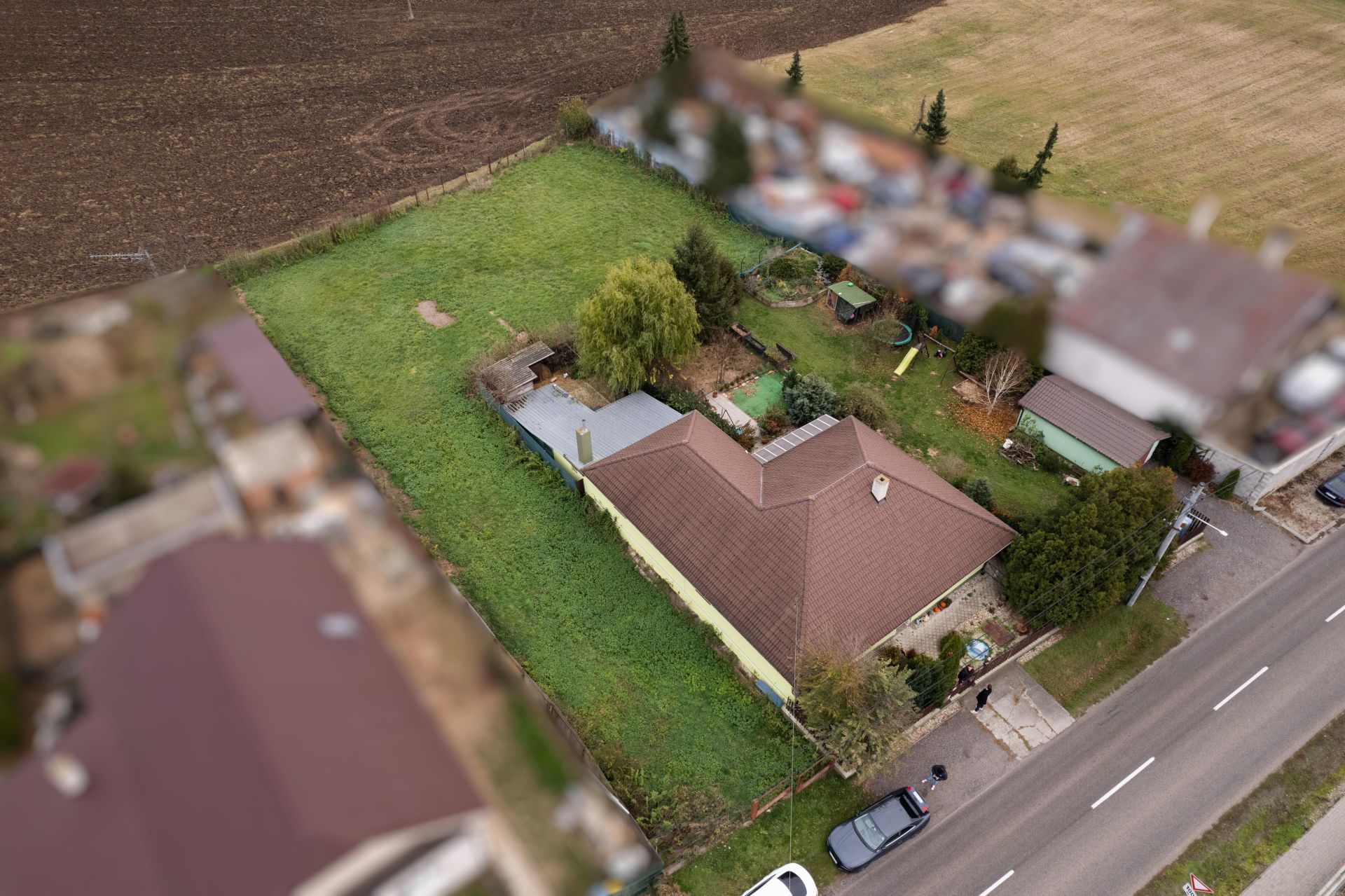 Predaj, pozemok 870m2 Zbehy, okr. Nitra