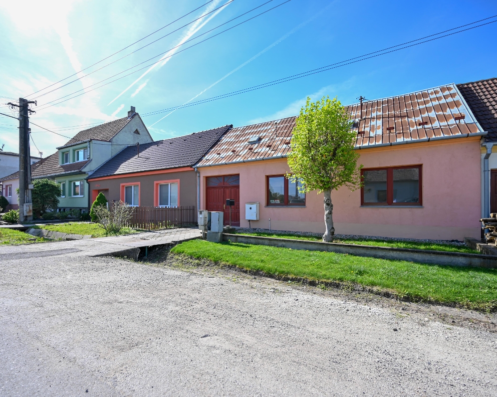 Predaj, 4izbový rodinný dom Krakovany, okr. Piešťany