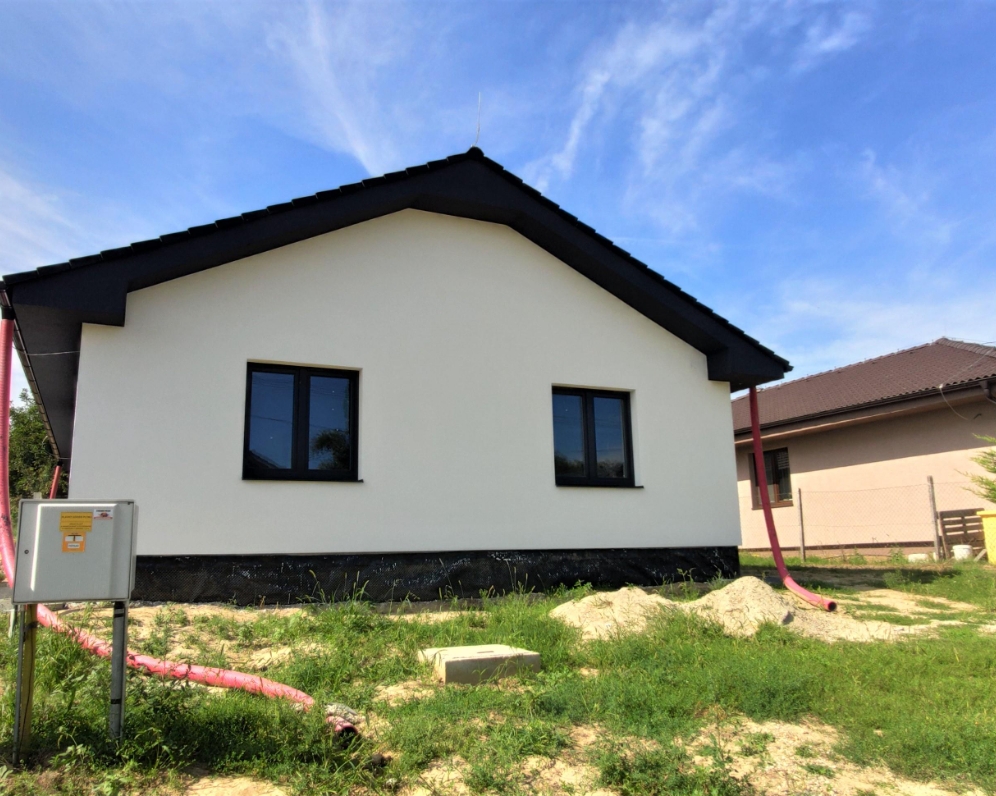 Predaj, 4i novostavba s 615m2 pozemkom Alekšince